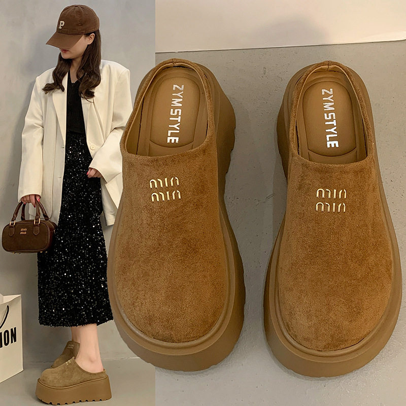 厚底勃肯鞋女外穿秋冬新款包头半拖懒人鞋加绒毛毛拖鞋