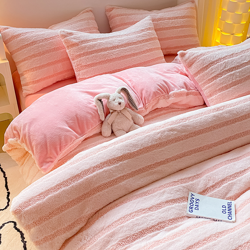 简约兔兔绒牛奶绒粉色被套