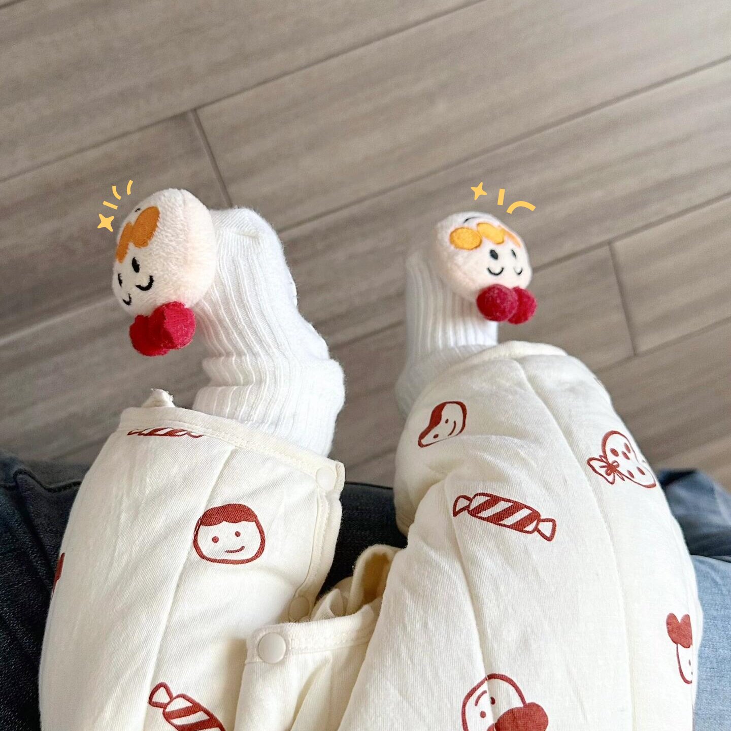 面包超人婴儿中筒袜小月龄纯棉可爱地板防滑袜宝宝秋冬季长筒袜子