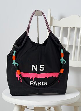 小众松弛感！N5 Paris尼龙包 可折叠单肩斜挎休闲大包