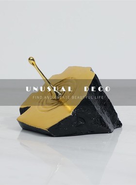新中式现代样板房玄关水滴石块造型金属摆件售楼处茶几书房工艺品