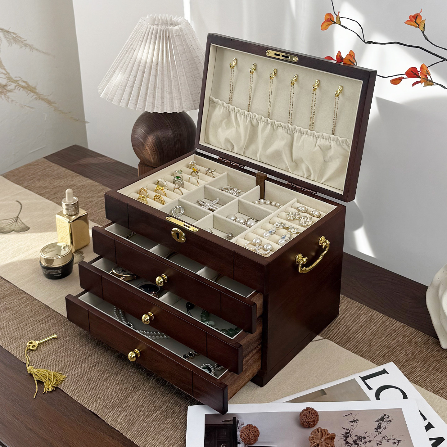 胡桃木首饰盒高档精致实木首饰项链饰品新款收纳盒子