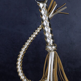 牛皮鞭子马鞭响鞭甩鞭健身鞭防身鞭打架走秀影视道具驯兽训狗骑马