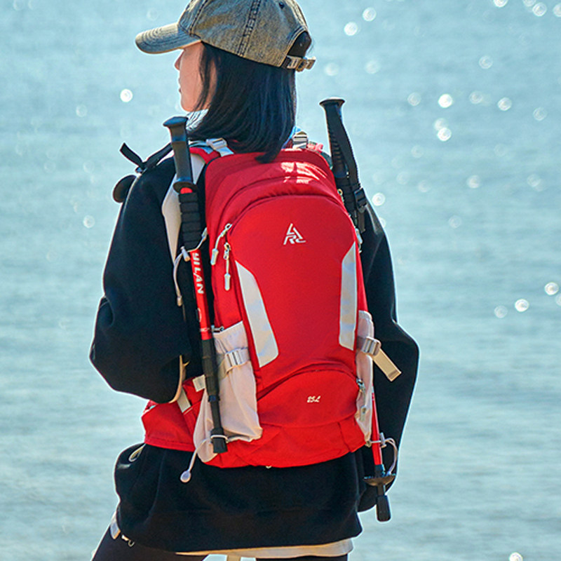 户外轻量25升双肩包徒步露营