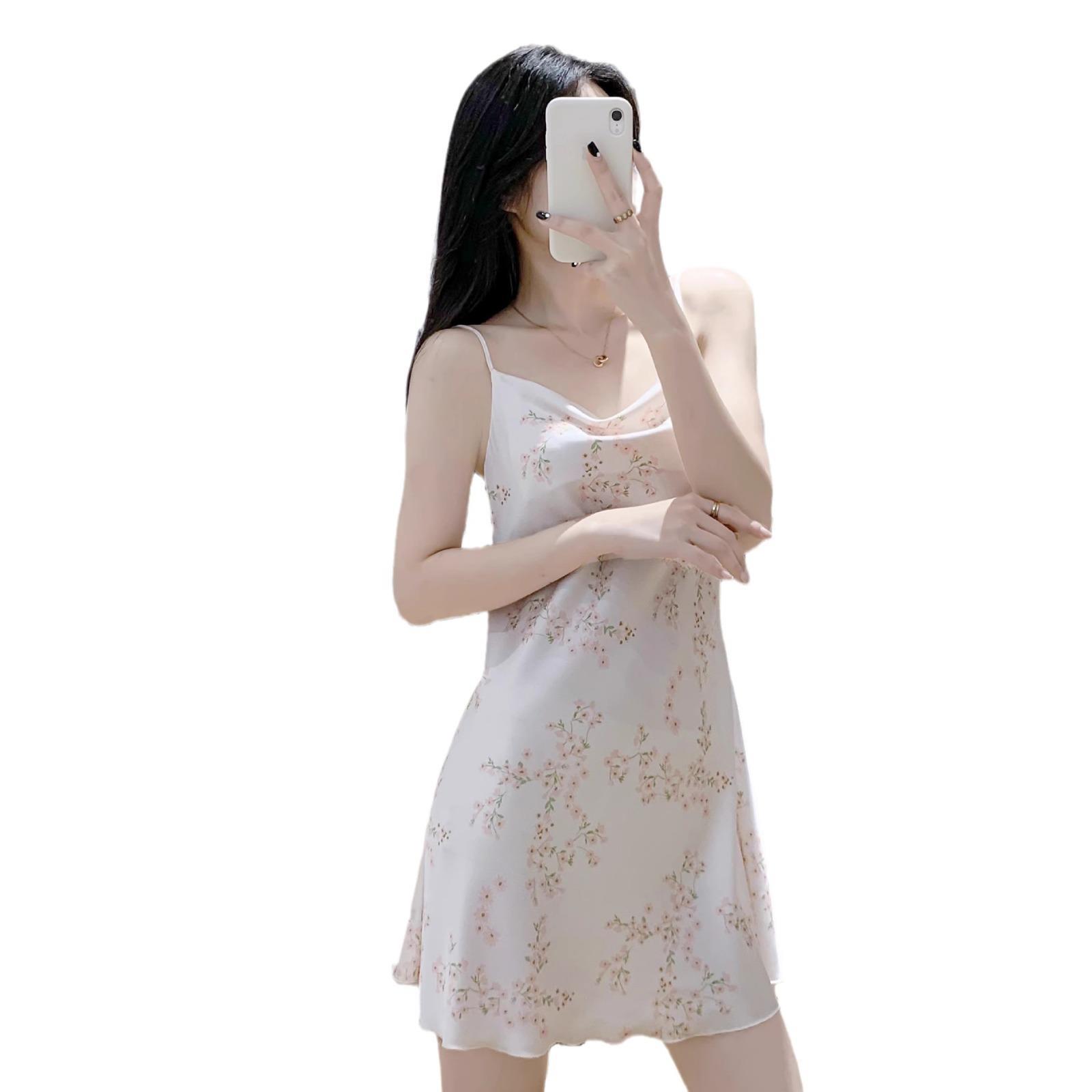 2023夏季冰丝绸吊带睡裙女纯欲中长款小碎花薄款豹纹荡领性感睡衣