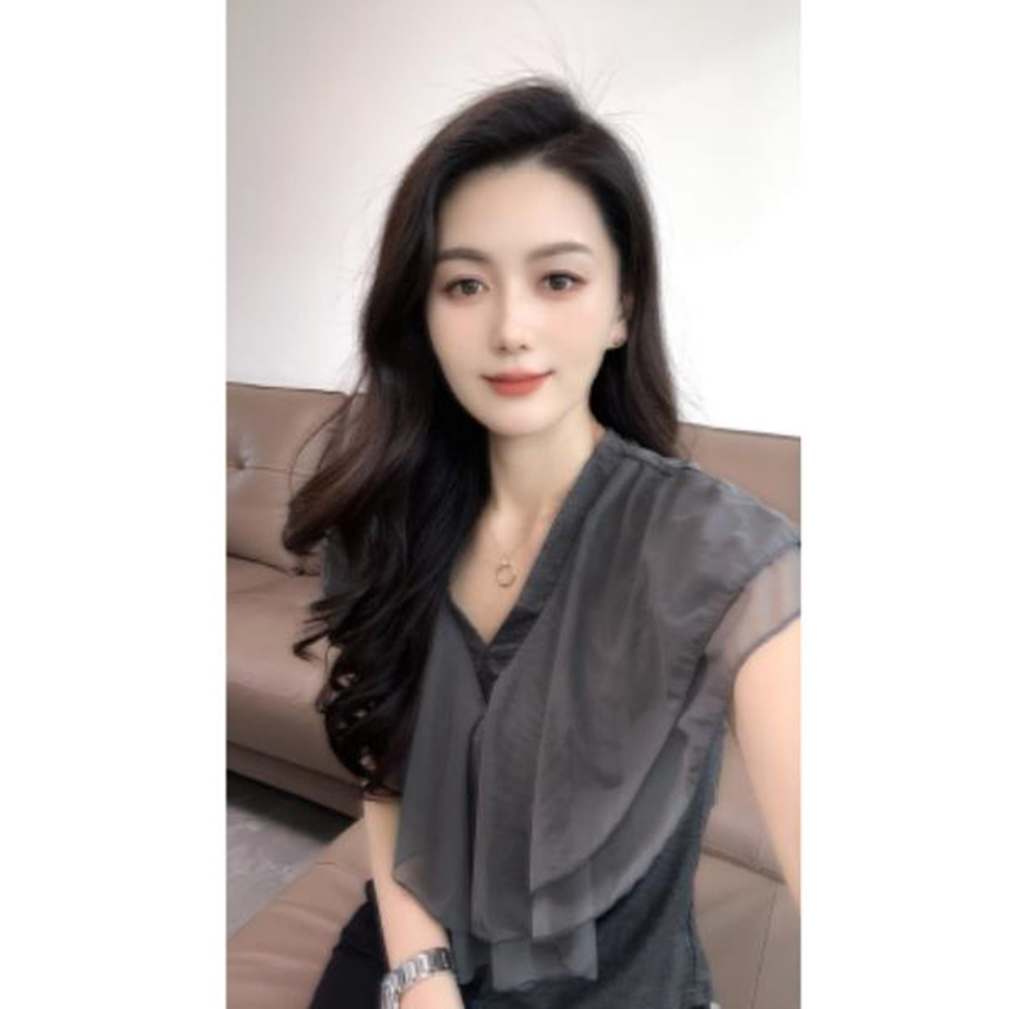 欧货半袖体恤衫女夏装新款性感V领荷叶边短袖t恤修身显瘦百搭上衣