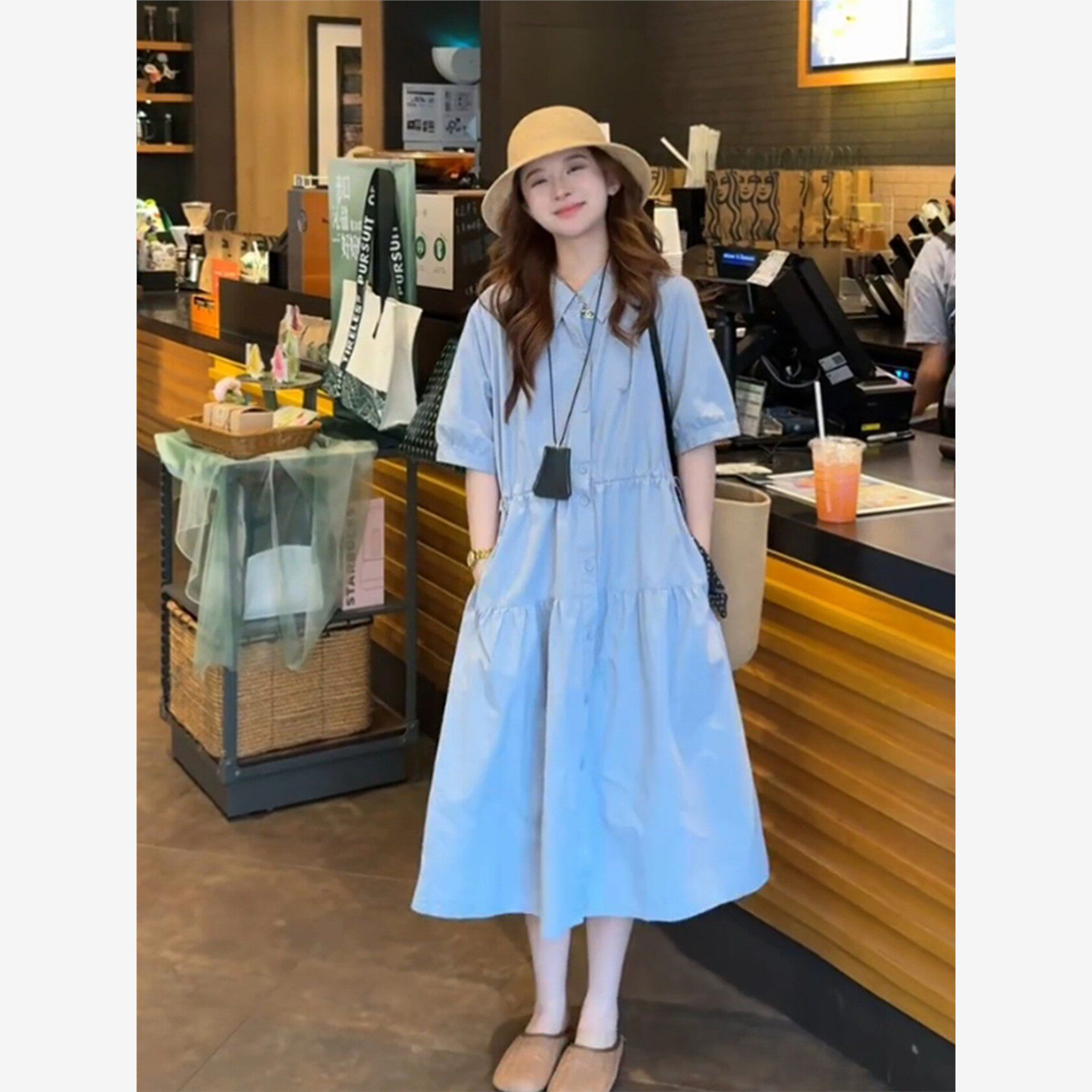 法式温柔风蓝色泡泡袖衬衫连衣裙女早秋高级感海边度假收腰长裙子