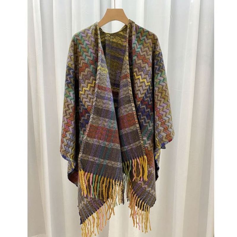 新款彩色波浪格子带袖披肩秋冬旅游外搭加厚保暖斗篷披风流苏外套