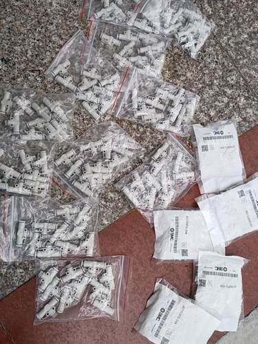 客人专拍SMC节流阀AS1002FS-04A共163个(