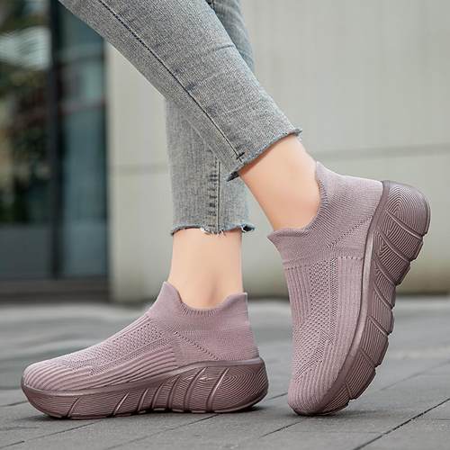 多走路男女鞋透气网面休闲鞋