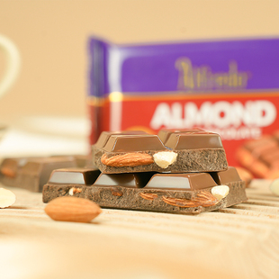 马来西亚爱芙扁桃仁杏仁坚果夹心牛奶巧克力alfredo礼物休闲运动