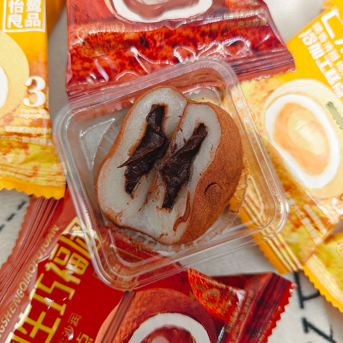 怡鹭良品福团和风生巧芒果白巧