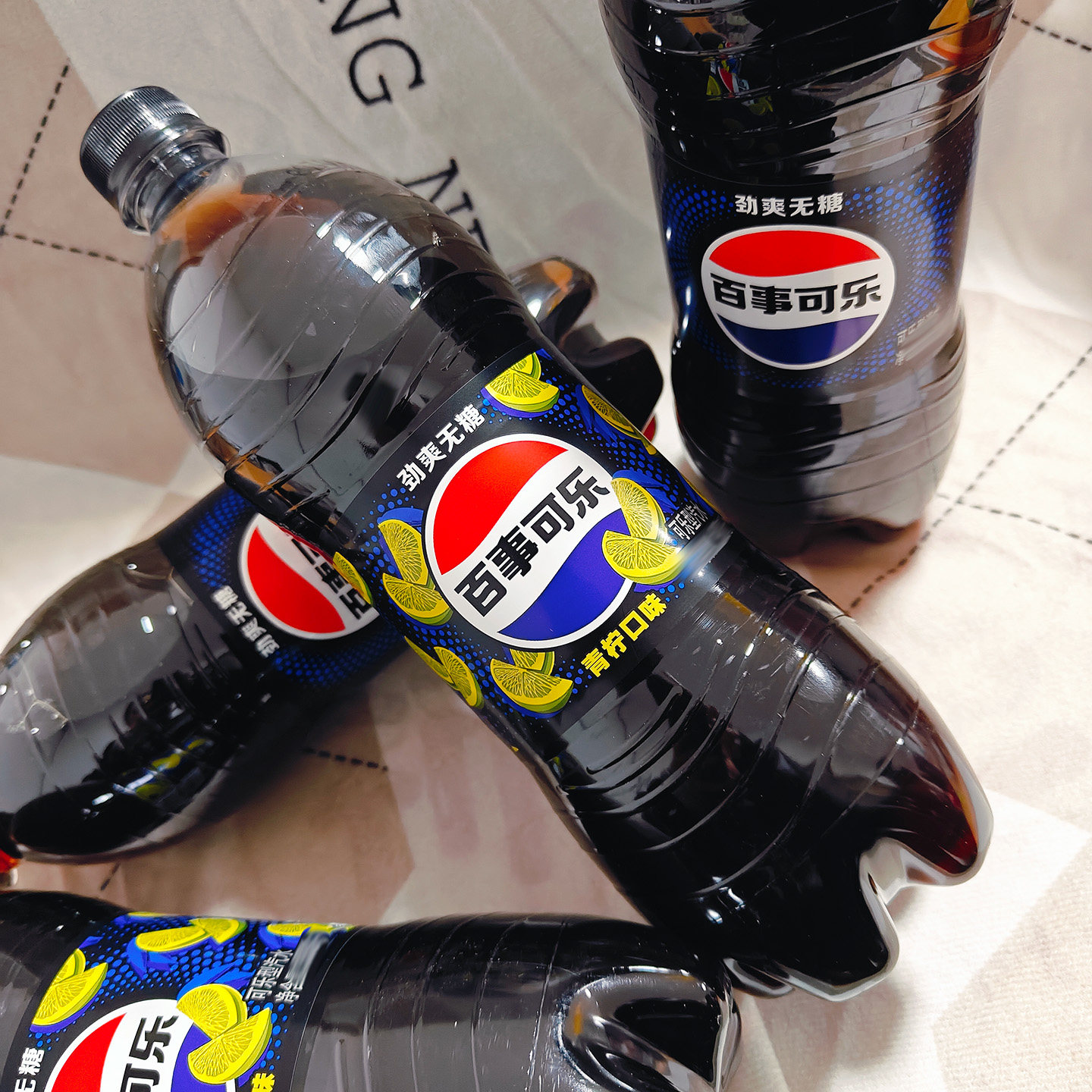 百事可乐劲爽无糖原味青柠味900ml碳酸饮料解渴汽水夏季解暑带汽