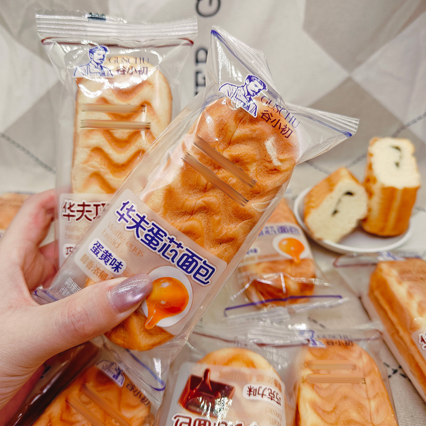谷小初华夫蛋芯面包蛋黄巧克力