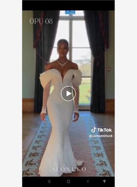 A-line White Wedding Dresses with Appliques Bridal Gowns