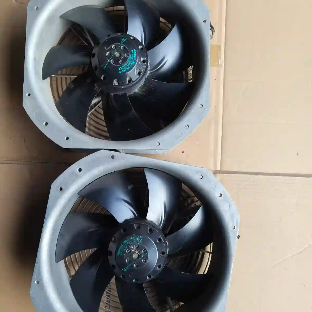 德国ebmpapst型号W2D250-HJ02-07二手议价
