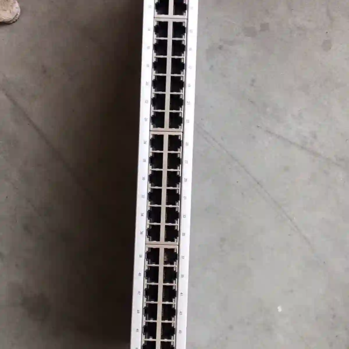 UBNT UniFi Switch US-48-56w 议价