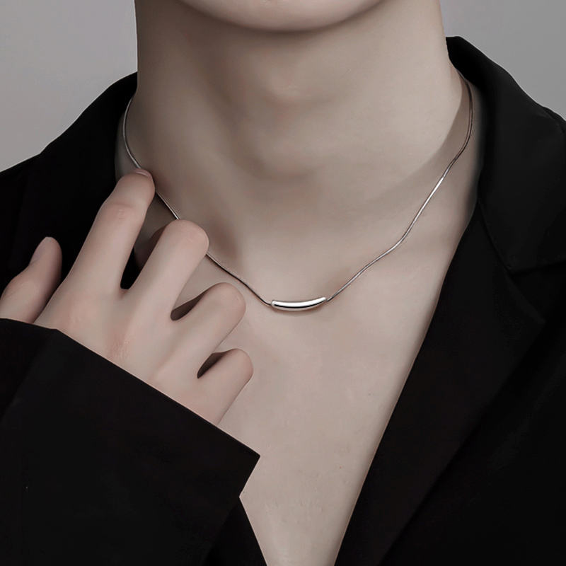 小茄子锁骨链项链男生潮牌百搭设计感小众高级感男士钛钢蛇骨链子