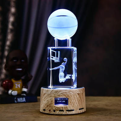 男生生日礼物男生送朋友男孩子水晶篮球摆件科比手办同学兄弟实用