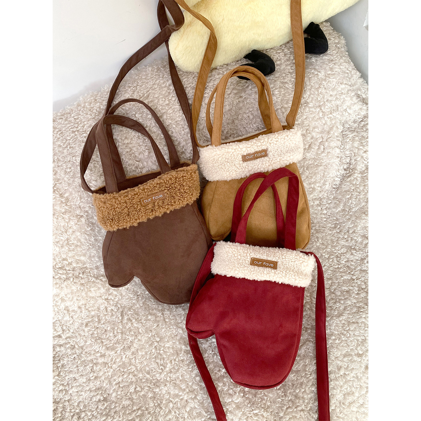 韩系毛绒手套双面斜挎包2026冬款手机包跨年圣诞亲子包手拎小红包,箱包皮具/热销女包/男包,单肩包,淘宝优惠券,粉丝福利购,淘宝优惠卷