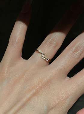 极简仿闪钻香槟戒指女小众设计感