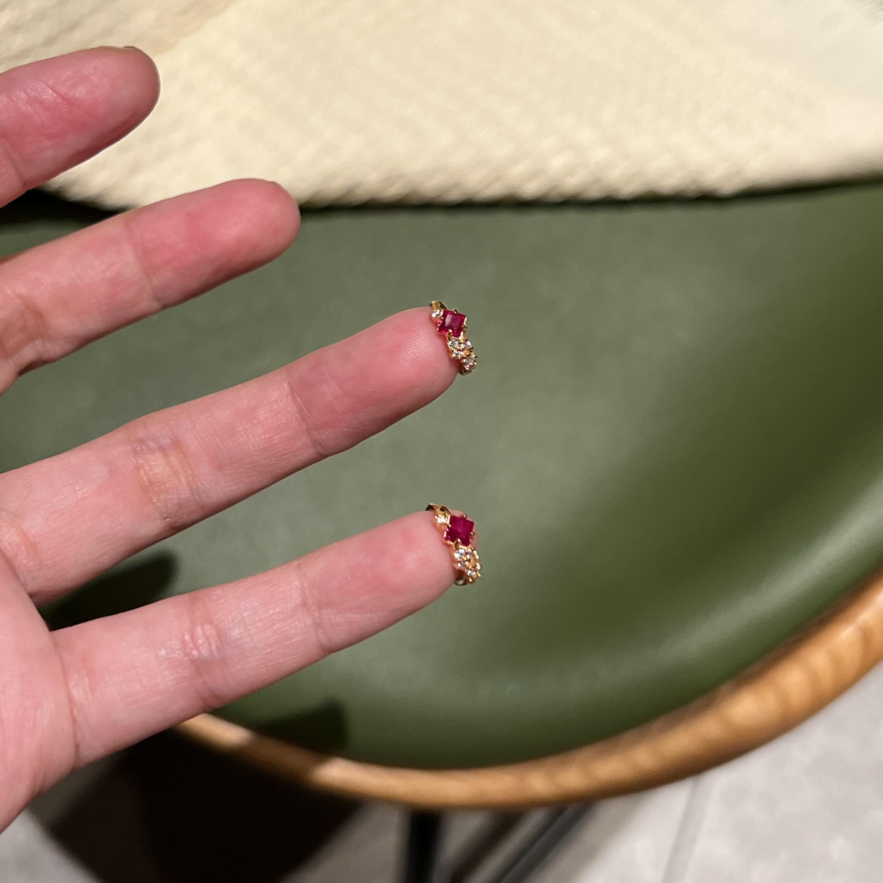 新中式仿红色小方钻耳扣2025新款