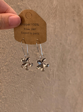 银色花朵耳环2025新款爆款高级感轻奢小众独特气质冷淡风简约耳饰