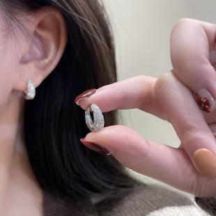 S925银满锆素圈耳环2025新款 高级感耳钉女小众设计感气质耳扣 爆款