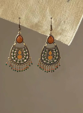 新中式异域民族风流苏耳环女轻奢高级感小众独特度假耳钩2025新款