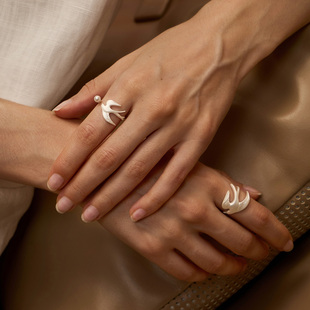 燕子飞鸟仿珍珠戒指女小众设计食指戒轻奢高级感指环2025新款 爆款