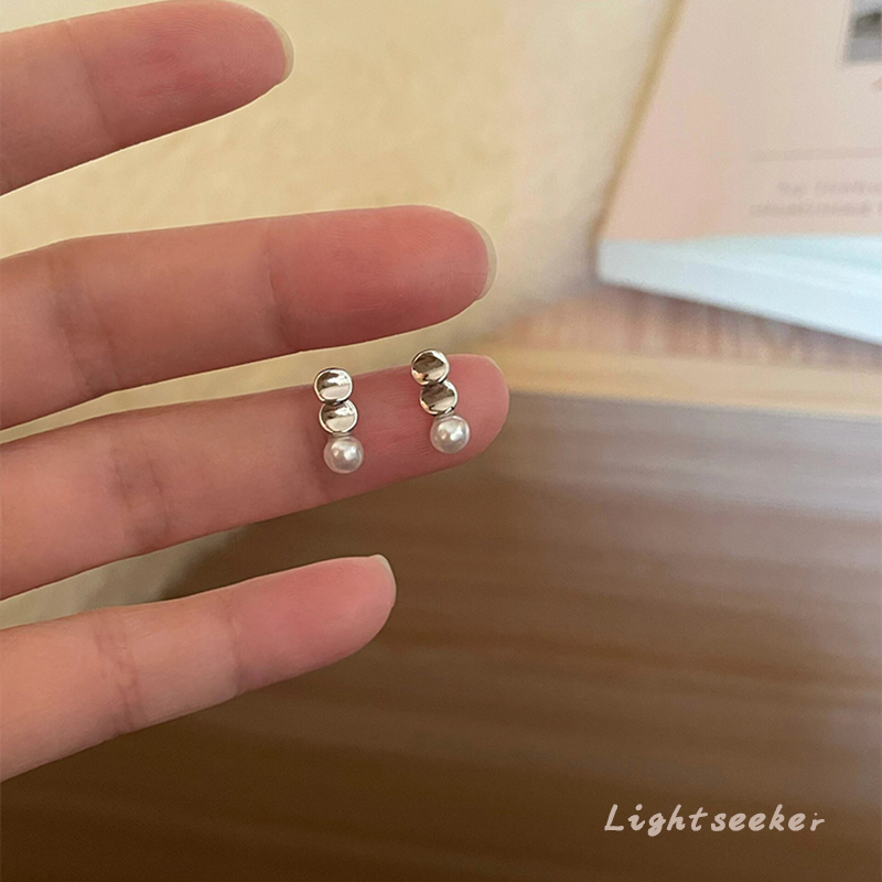 S925纯银小圆片珍珠耳钉女小众设计感小众简约气质耳环高级感轻奢