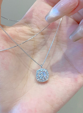 清冷感仿锆石小方糖项链轻奢小众