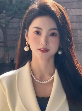 小众独特夸张仿珍珠耳环2025新款爆款高级气质显脸小耳坠百搭耳扣