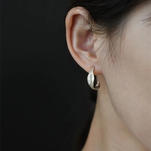 S925银复古织纹耳环2025新款 小众独特气质秋冬耳钉轻奢高级感 爆款