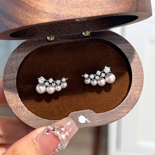 S925银锆石珍珠弧形耳钉轻奢高级感气质小众独特耳环2025新款 爆款