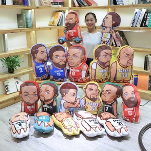 NBA篮球明星抱枕异形卡通人物科比库里球员沙发午睡靠枕男生礼物