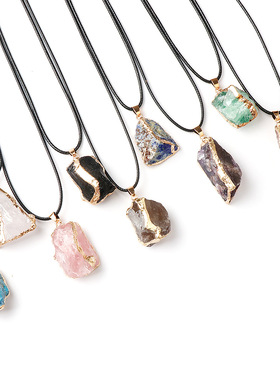 天然石鎏金边吊坠 原石粉紫白水晶石不规则项链毛衣链跨境货源