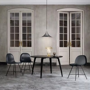 丹麦GUBI Dining Table多尺寸多颜色餐桌圆桌 工作桌 北欧风格