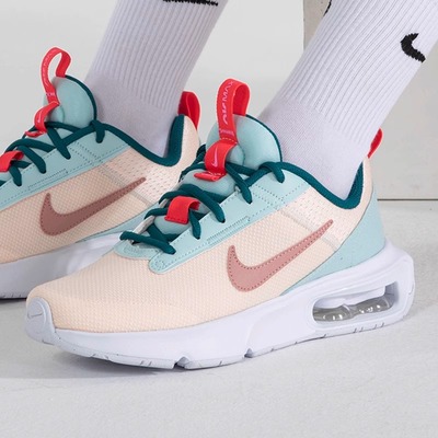 耐克女鞋Nike透气跑步鞋减震