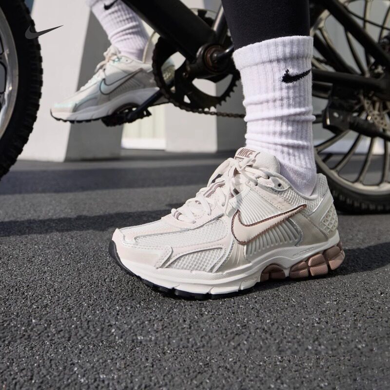 耐克迈柔男女鞋VOMERO 5网面透气运动鞋夏季百搭复古跑步鞋IB8129