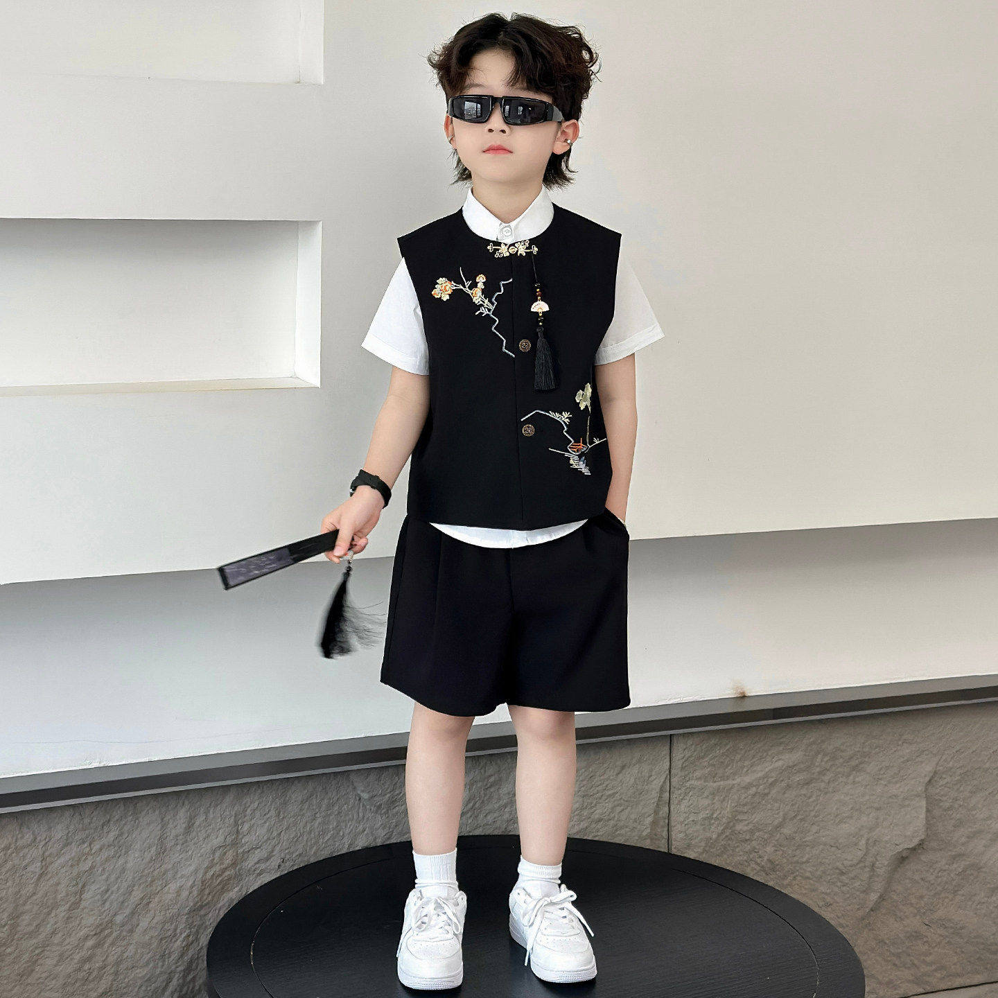 法国Uamtor新中式男童礼服2026夏装儿童西装刺绣马甲套装高级服装