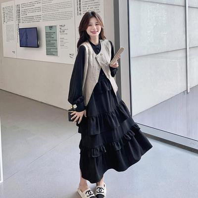 实拍高级感黑色蛋糕连衣裙套装女2025春秋新款今年流行马甲两件套