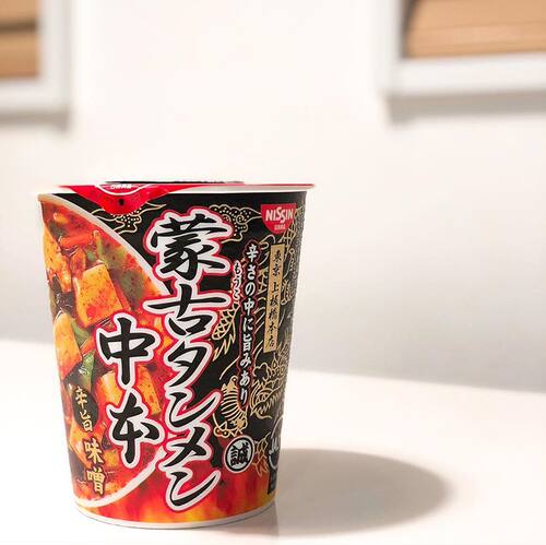 papi酱日清中本蒙古方便面