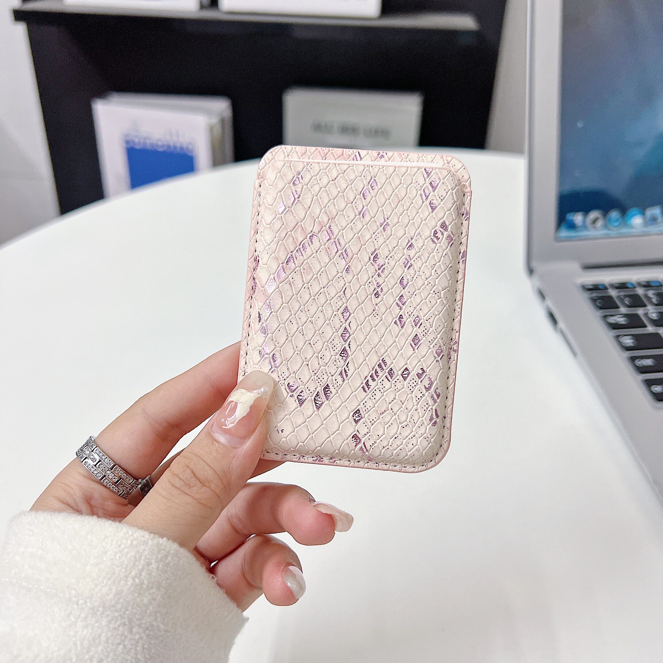潮品Magsafe磁吸蛇纹卡包适用苹果iPhone17/Air/16/15Promax手机壳背贴皮革超薄潮流卡套门禁卡配件欧美ins女