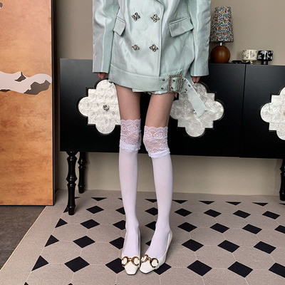 是期待还是落寞~夏季高级纯欲优雅温柔蕾丝花边拼接白色过膝袜