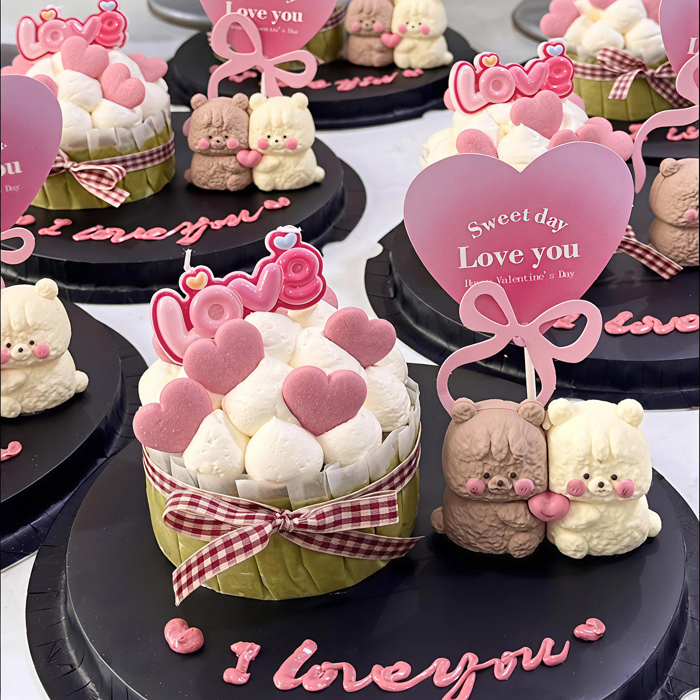 包邮网红2.14情人节蛋糕装饰摆件拥抱爱心小熊粉色love蜡烛插件,节庆用品/礼品,蛋糕/烘焙装饰用品,淘宝优惠券,粉丝福利购,淘宝优惠卷