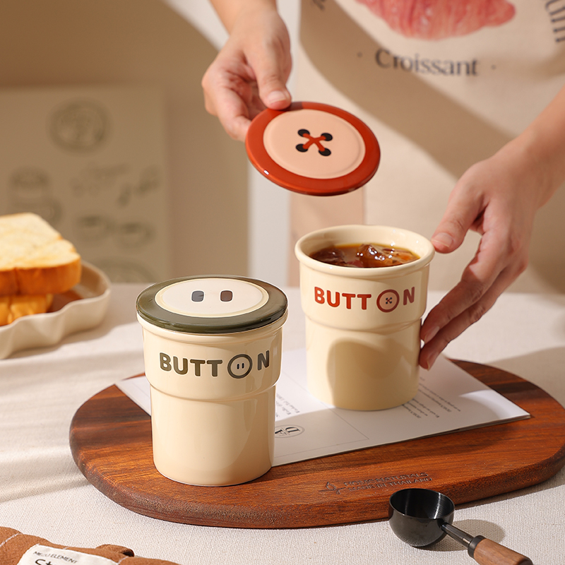 原创纽扣咖啡杯陶瓷带盖手握杯