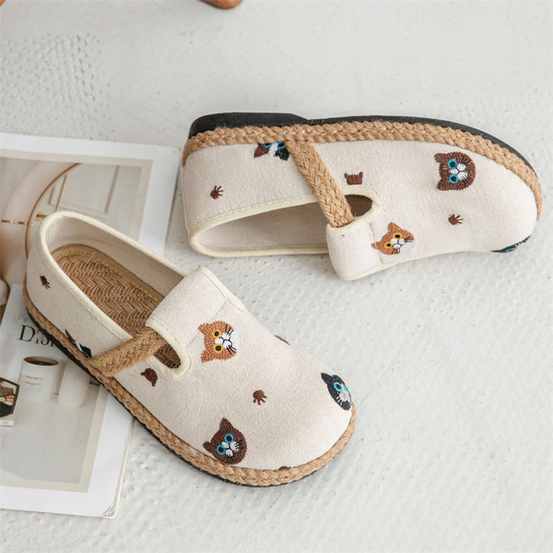 软底学院风透气绣花鞋可爱单鞋