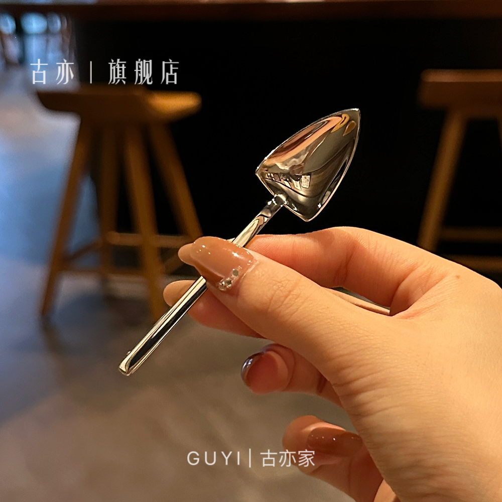 精致咖啡勺，还可以挂杯口哦！