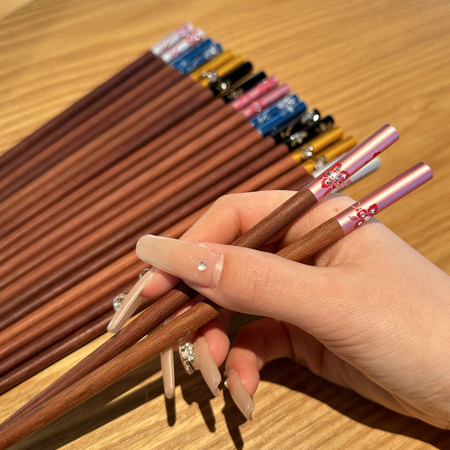 【日式手作镶钻】小叶紫檀红木筷子实木家庭筷套装分色一人一双,餐饮具,筷子,淘宝优惠券,粉丝福利购,淘宝优惠卷